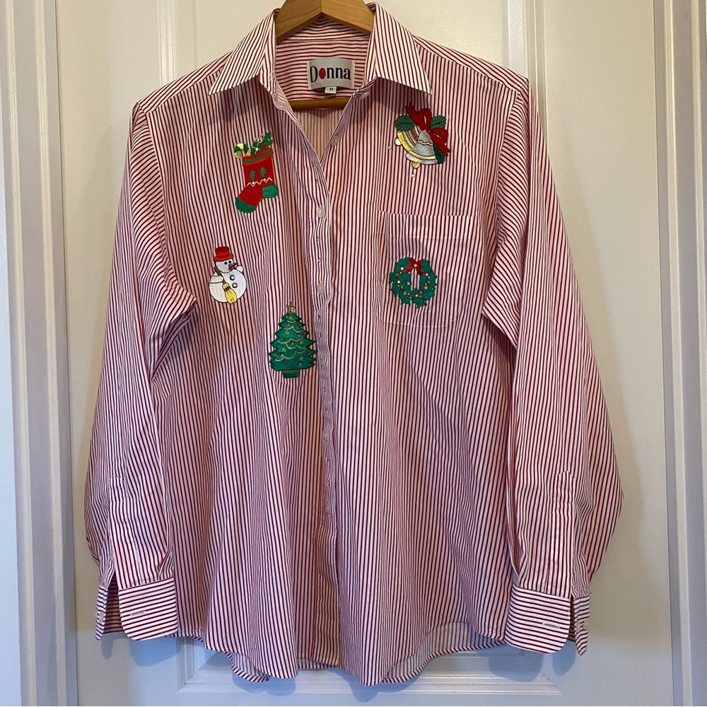 VTG Donna Christmas Holiday Red & White Striped embellished Button-Up shirt M